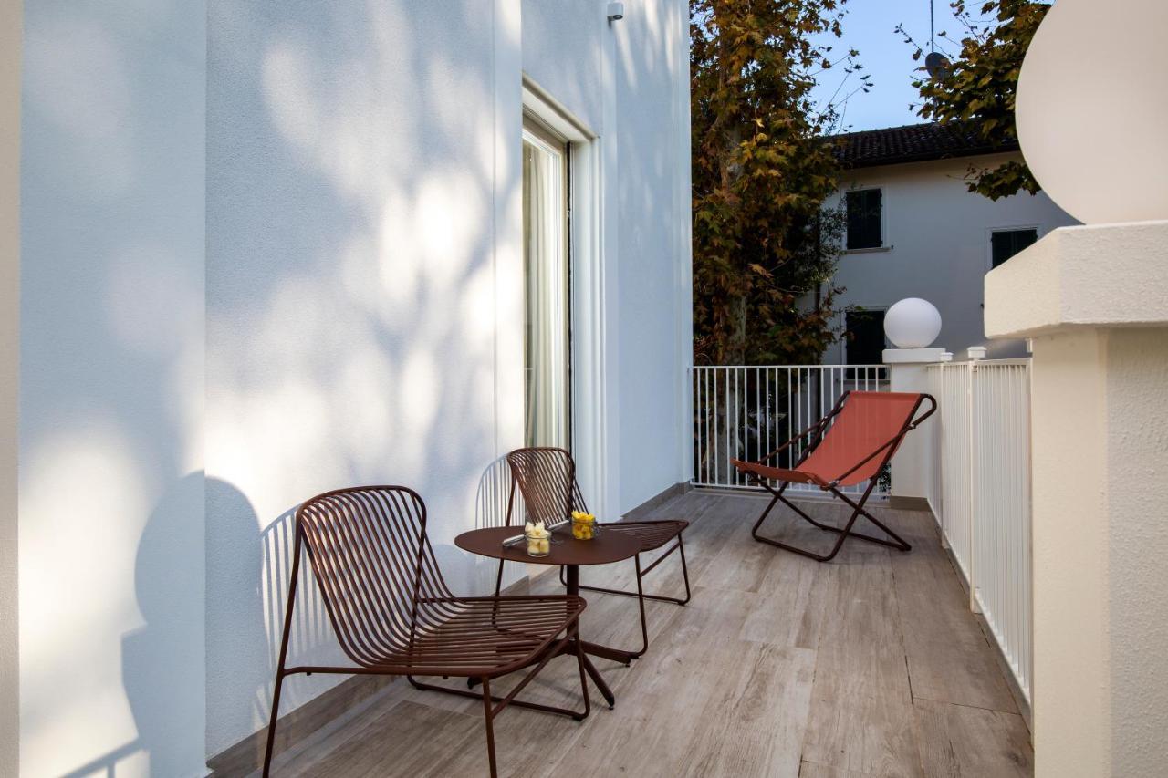 Aparthotel Elegance Riccione Exterior foto