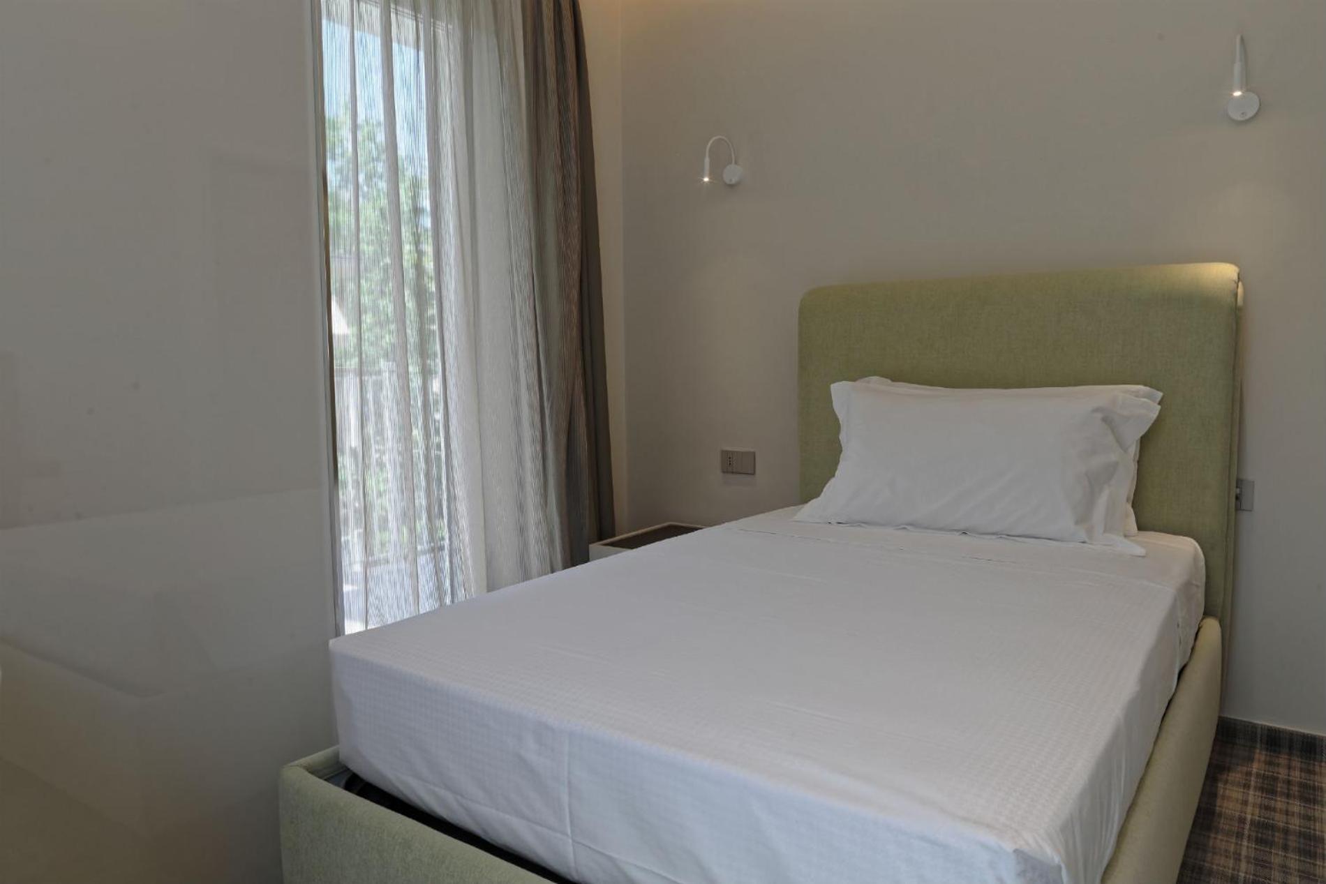 Aparthotel Elegance Riccione Zimmer foto