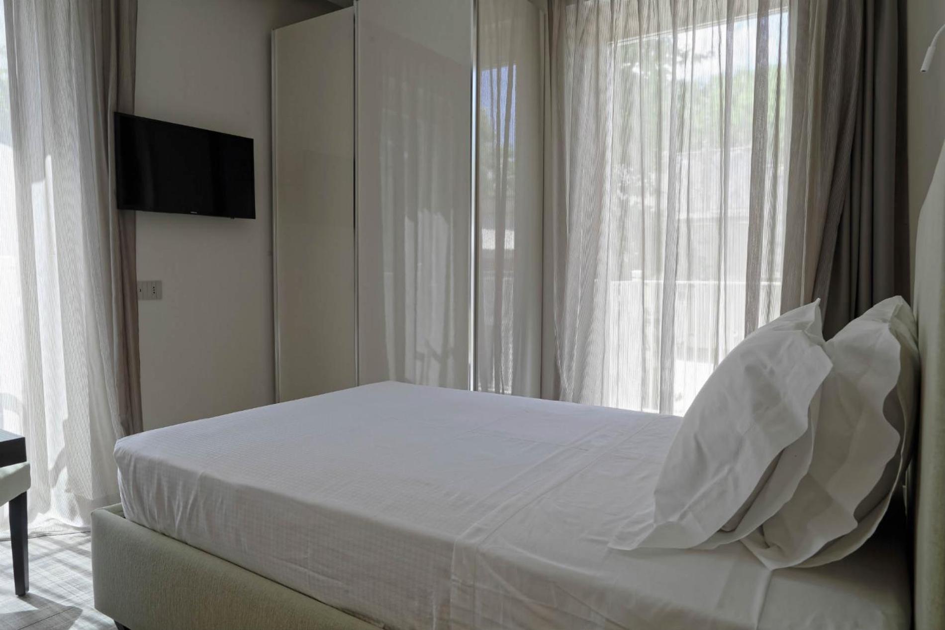 Aparthotel Elegance Riccione Zimmer foto